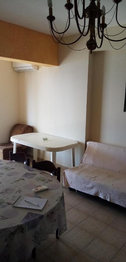 Γεώργιος Παπαϊωάννου Ενοικιαζόμενα Δωμάτια Khrónia 외부 사진