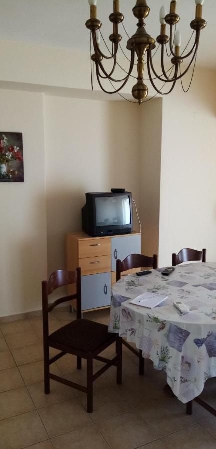 Γεώργιος Παπαϊωάννου Ενοικιαζόμενα Δωμάτια Khrónia 외부 사진
